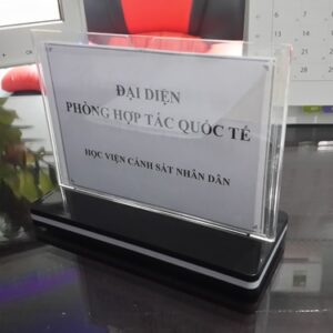 Biển chỉ dẫn Mica 11