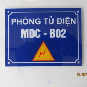 Biển chữ nổi 18