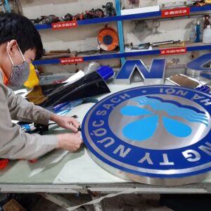 Biển công ty 18 - 935