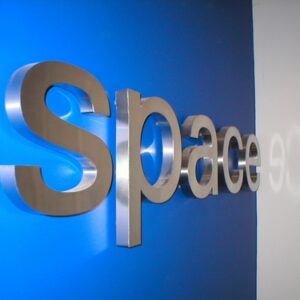 Biển công ty 18 - 911