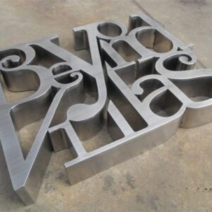 Biển công ty 18 - 939