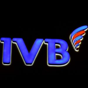 Biển chữ hút nổi mica 11