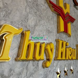 Chữ nổi inox mica hút nổi Thuy Hieu Hotel 02