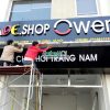 bien mat tien cua hang thoi trang owen 1