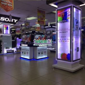 Poster led ốp cột siêu thị