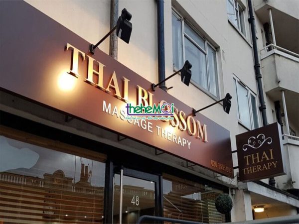 Decal Dán Kính bien hieu spa 03