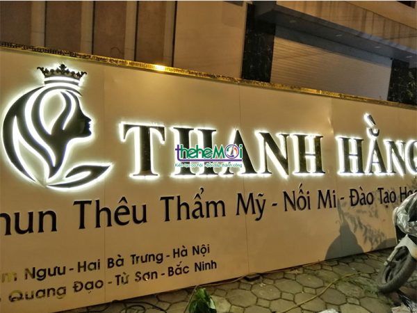 Decal Dán Kính bien hieu spa 12