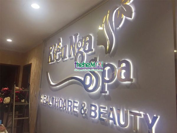 Decal Dán Kính bien hieu spa 14
