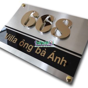 bien so nha inox guong vang 668 3