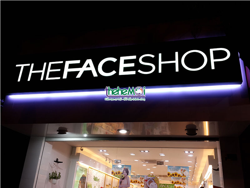 Biển quảng cáo thời trang