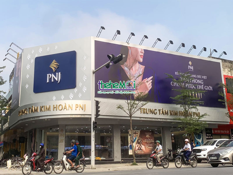 Biển alu chữ nổi gương vàng hắt led biển alu
