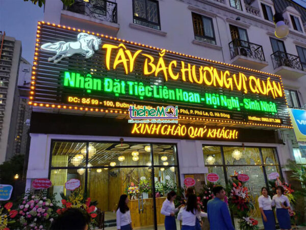Biển quảng cáo nhà hàng
