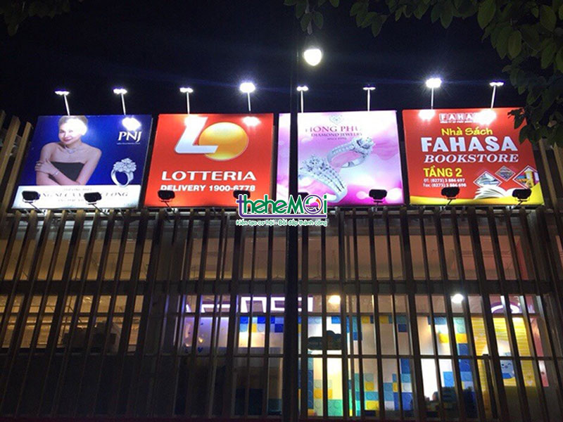 Hộp đèn quảng cáo Hộp đèn quảng cáo