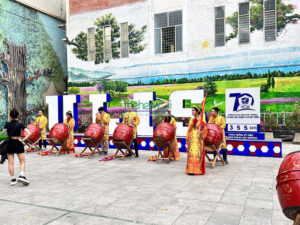 Biển quảng cáo chữ nổi