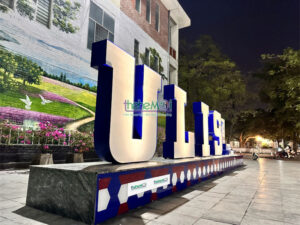 Biển quảng cáo chữ nổi