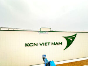 bien quang cao du an kcn viet nam 49