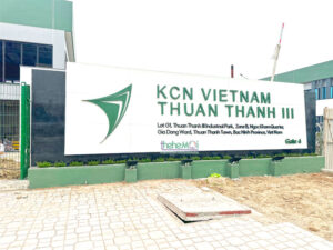 bien quang cao du an kcn viet nam 69